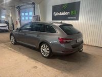 Begagnad Skoda Superb Business Line 218 HK (160 kW) 2024 Grå Kombi