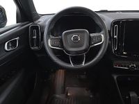 Begagnad Volvo XC40 Core 185 kW (252 HK) 2022 Svart SUV