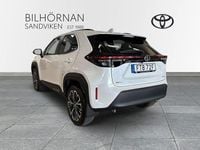 Begagnad Toyota Yaris Hybrid Style 133 HK (97 kW) 2024 Vit