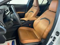begagnad Lexus UX 250h AWD Premium Teknikpaket Euro 6 184hk
