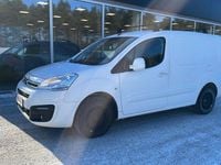 Begagnad Citroën Berlingo 99 HK (72 kW) 2017 Vit Minibuss