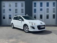 Begagnad Peugeot 308 SW 114 HK (83 kW) 2013 Vit Kombi