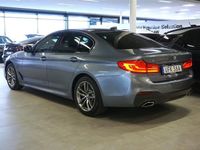 begagnad BMW 520 d xDrive M-Sport Navi Drag Värmare Tonade Rutor Backkamera HiFi 2020, Sedan