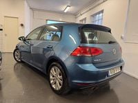 Begagnad VW Golf VII 110 HK (80 kW) 2014 Blå Halvkombi