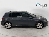 Begagnad VW Golf VIII Life 151 HK (111 kW) 2024 Mörkgrå Halvkombi