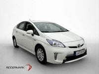 Begagnad Toyota Prius Plug-in Hybrid 136 HK (100 kW) 2015 Vit Halvkombi