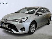 Begagnad Toyota Avensis 2017 Silver Kombi