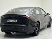 Begagnad Tesla Model 3 Long Range RWD 235 kW (320 HK) 2025 Svart Sedan