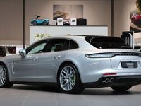 begagnad Porsche Panamera 4 E-Hybrid Sport Turismo Platinum Edition 2022 Silver