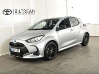 Begagnad Toyota Yaris 2024 Silver Halvkombi