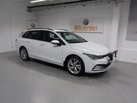 Begagnad VW Golf VIII 131 HK (96 kW) 2022 Vit Kombi