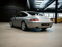 begagnad Porsche 911 Carrera 4 996