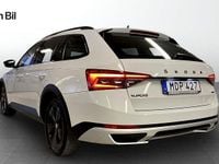 Begagnad Skoda Superb 200 HK (147 kW) 2022 Moon white metallic Kombi