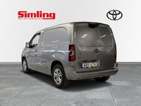 Begagnad Toyota Proace City City 100 kW (136 HK) 2024 Silver Minibuss