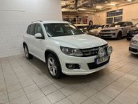 begagnad VW Tiguan 1.4 TSI 4M R-Line Drag Motorvärmare Svensksåld 2014, SUV