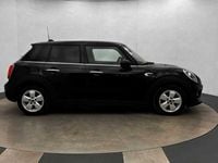 Begagnad Mini Cooper 136 HK (100 kW) 2019 Svart Halvkombi