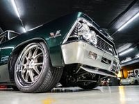 begagnad Chevrolet Chevelle 300 Deluxe Pro-touring build with 467