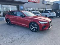 Begagnad Volvo V60 456 HK (335 kW) 2023 Röd Kombi