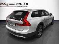 Begagnad Volvo V90 CC Momentum 190 HK (139 kW) 2019 Silver Kombi