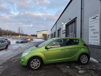 Begagnad Hyundai i20 Premium 78 HK (57 kW) 2012 Grön Halvkombi