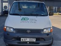 Begagnad Toyota HiAce 102 HK (75 kW) 2004 Vit Van
