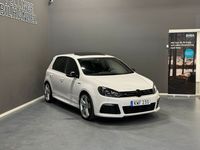 Begagnad VW Golf VI R 271 HK (199 kW) 2010 Vit Halvkombi