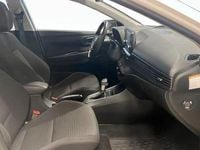 Begagnad Hyundai i20 120 HK (88 kW) 2023 Vit Halvkombi