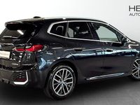 Begagnad BMW 230 Luxury Line 150 HK (110 kW) 2023 Svart Kombi