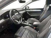 begagnad VW Passat Sportscombi SC 2.0 TDI 200 4M DSG R-LINE 2022, Crossover