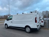 begagnad Renault Trafic Skåpbil 2.7t 1.6 dCi 120 HK Låg Mil Euro 5