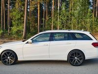 begagnad Mercedes E220 T BlueTEC 9G-Tronic Classic