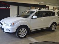 begagnad Mitsubishi Outlander 2.4 (170hk) 4WD CVT 7-sits / GPS / B-Ka