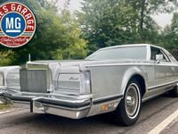 Begagnad Lincoln Continental 209 HK (153 kW) 1978 Moondust silver Sportkupé