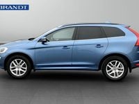 Begagnad Volvo XC60 Momentum 151 HK (111 kW) 2017 Blå SUV