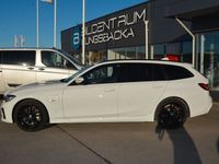 Begagnad BMW 330e M Sport 293 HK (215 kW) 2021 Vit Kombi
