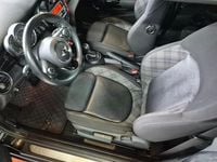 Begagnad Mini Cooper 136 HK (100 kW) 2015 Safirsvart metallic Halvkombi