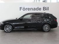 Begagnad BMW 330 Shadowline 184 HK (135 kW) 2025 Svart Kombi