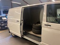 begagnad VW Transporter T32 2.0 TDI DSG Sekventiell, 140hk Co