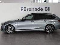 Begagnad BMW 330e M Sport 184 HK (135 kW) 2024 Grå Kombi