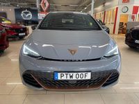 Begagnad Cupra Born 150 kW (204 HK) 2023 Gråmetallic Halvkombi