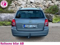 begagnad Toyota Avensis Kombi 2.0 D-4D Euro 4