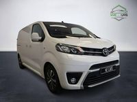 Begagnad Toyota Proace 116 HK (85 kW) 2016 Vit Minibuss