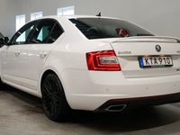 begagnad Skoda Octavia RS 2.0 TSI Värmare Drag Canton Bluetooth 2015, Halvkombi