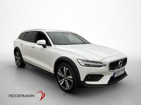 Begagnad Volvo V60 CC 190 HK (139 kW) 2019 Vit Kombi