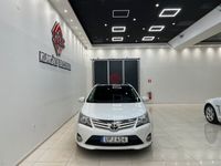 begagnad Toyota Avensis 2.2 / 150HK / AUTO / 0%RÄNTA / DRAG /S+V-HJUL