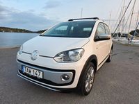 Begagnad VW up! 75 HK (55 kW) 2016 Vit Halvkombi