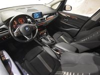 begagnad BMW 218 Active Tourer i 136 HK AUT SPORT LINE DRAG 0.44L/MIL