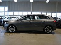 Begagnad Mercedes B180 136 HK (100 kW) 2019 Grå Minibuss