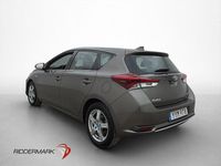 Begagnad Toyota Auris 99 HK (72 kW) 2017 Grå