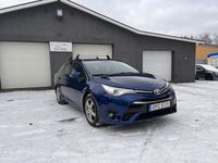 begagnad Toyota Avensis Kombi 2.0 D-4D, Drag, Backkamera, Bluetooth